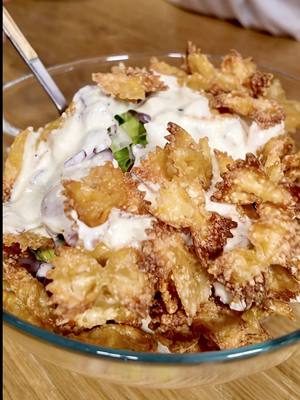 Insalata di pasta croccante