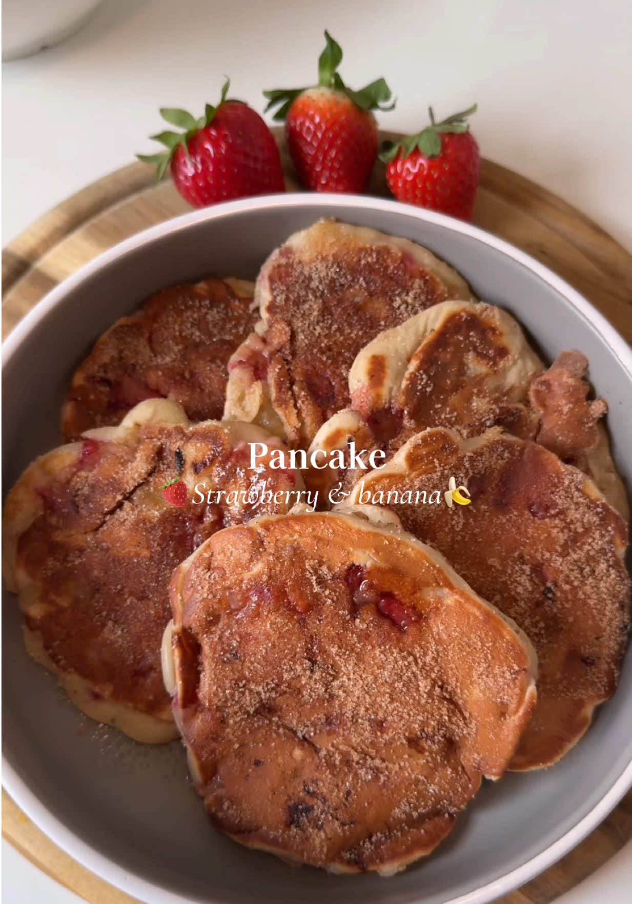 Pancakes fragole e banana in 10 minuti
