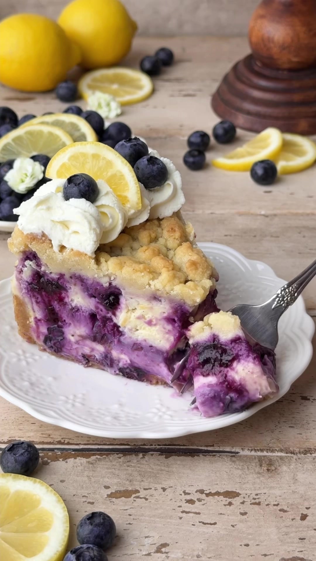 Cheesecake al limone e mirtilli