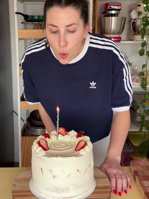 Sponge Cake Birthday Cake with Strawberries