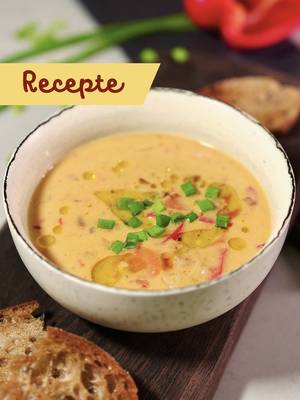 Asiatische Kokos-Getreide-Suppe