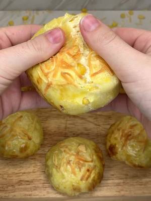 Mais-Käse-Bällchen aus dem Ofen