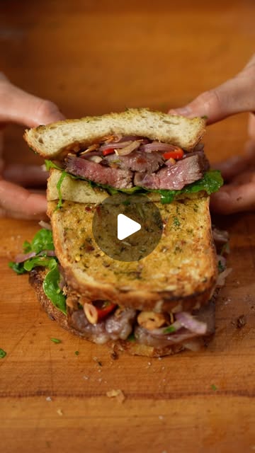 Sándwich de solomillo Crying Tiger